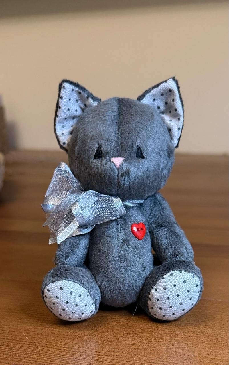 Frank and Bubby 6" Gray Cat Plush- Heirloom Toy
