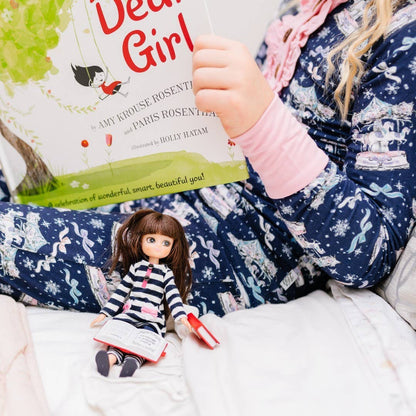 Lottie Dolls Story Time doll close-up