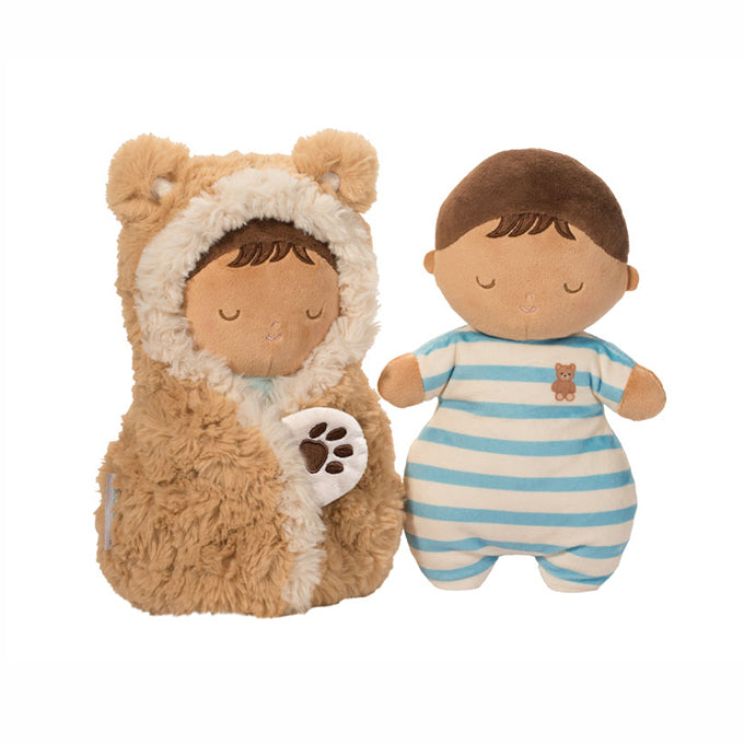 Tate Teddy Bear Hug Plush Toy | Douglas