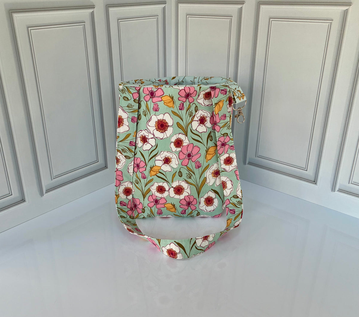 Handmade colorful shoulder bag side view