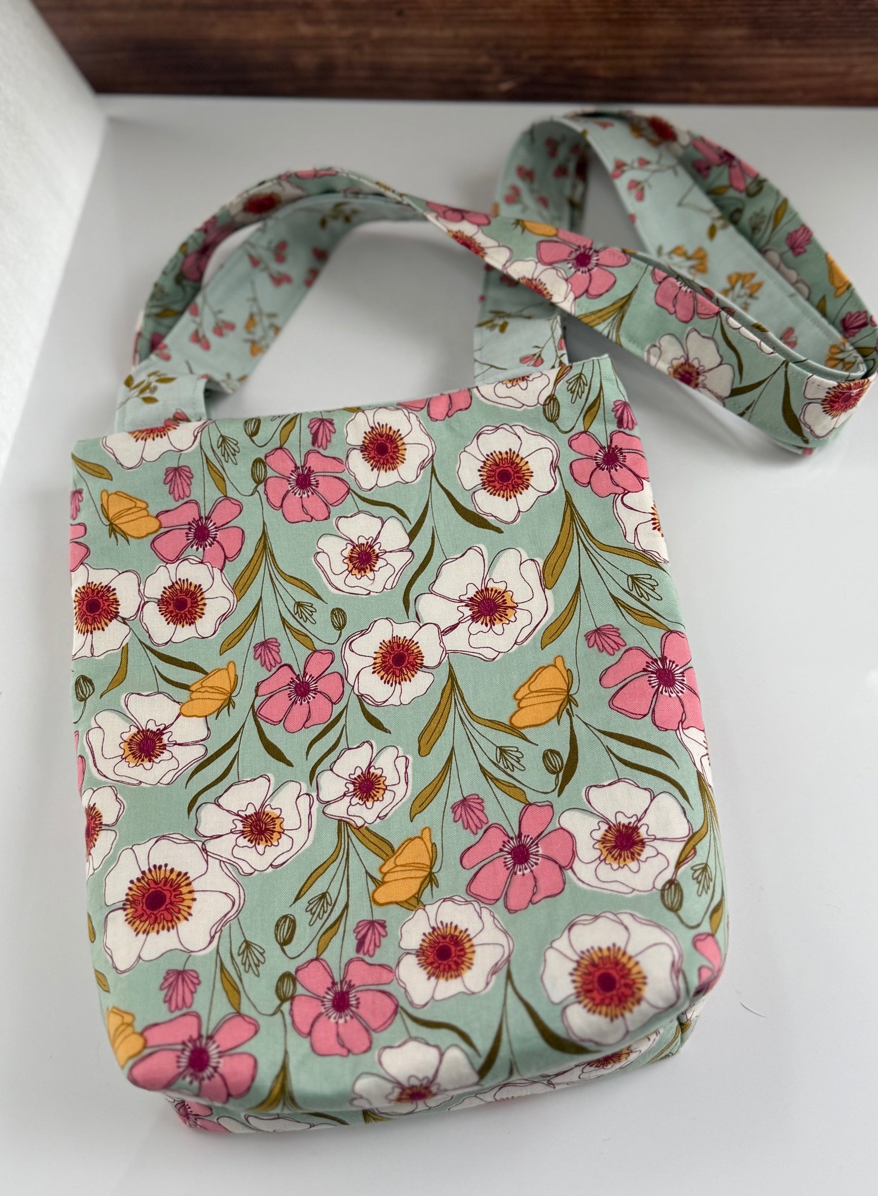 Handmade colorful shoulder bag interior