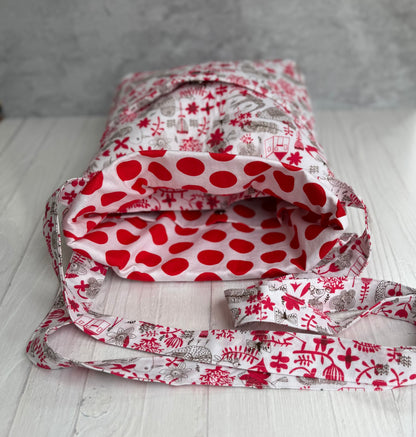 Handmade red white shoulder bag interior