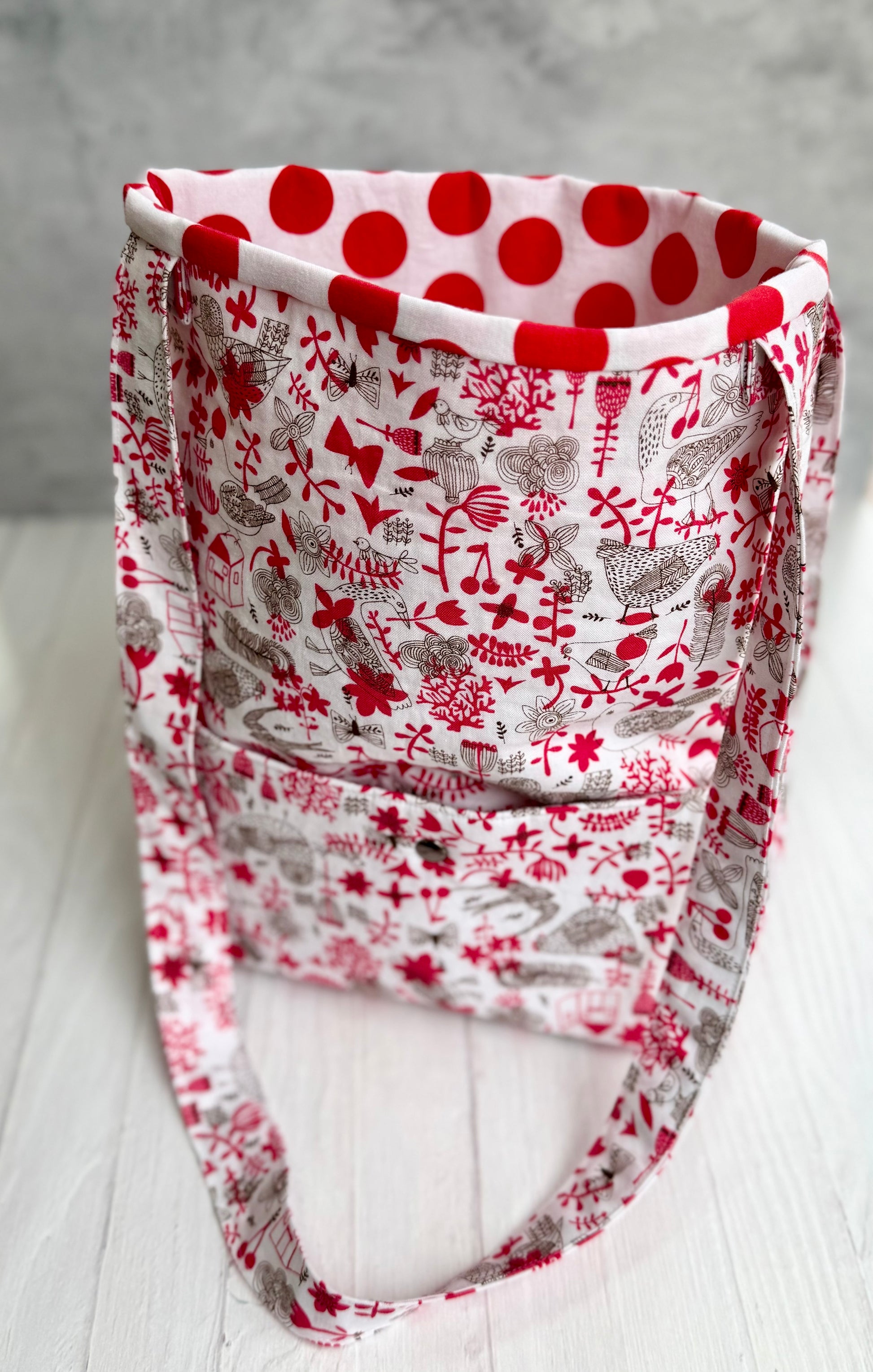 Handmade red white shoulder bag back view