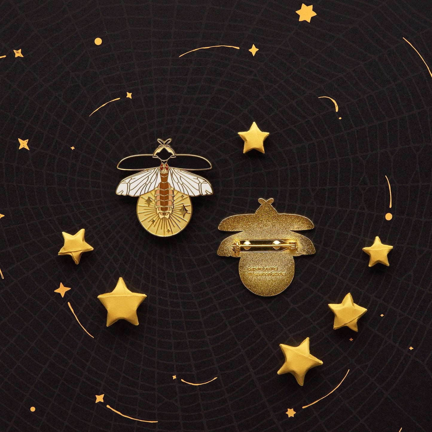 Daparo Glow-in-the-Dark Enamel Pins "Yunnan Firefly" | Vermillion Collection