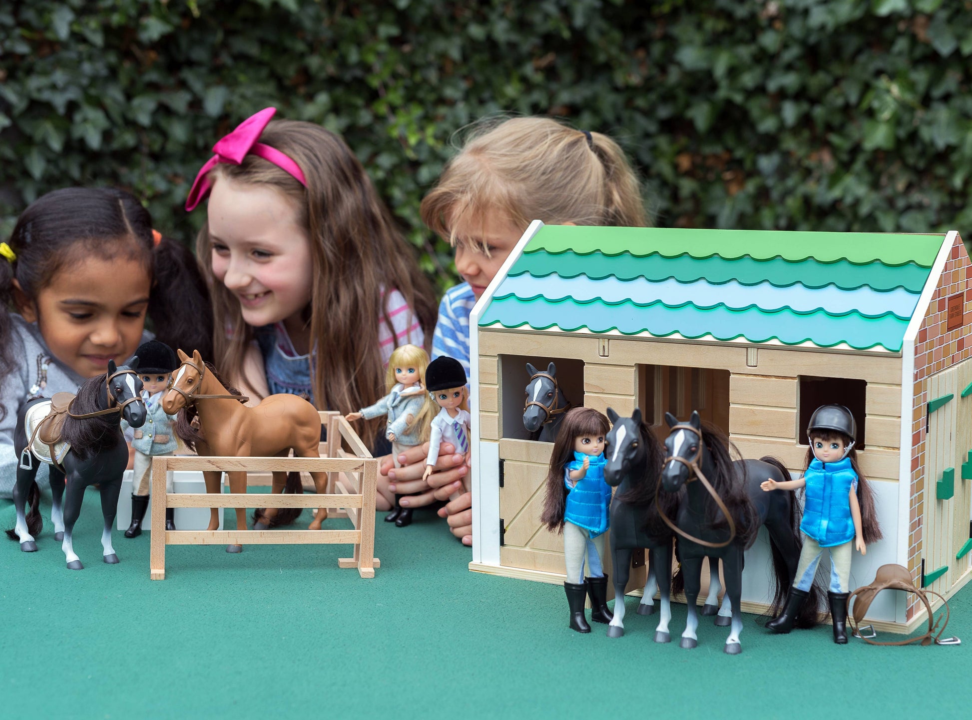 Lottie Dolls Pony Pals pony detail